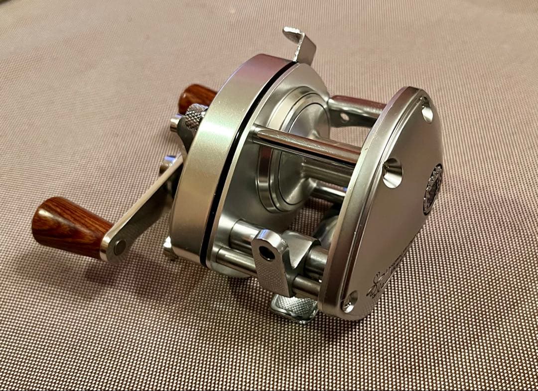 超美品！　ビンテージ　シマノ　バンタム　100 レア！