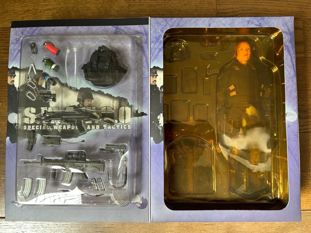 ホットトイズ Hot Toys SWAT 3.0 未開封品