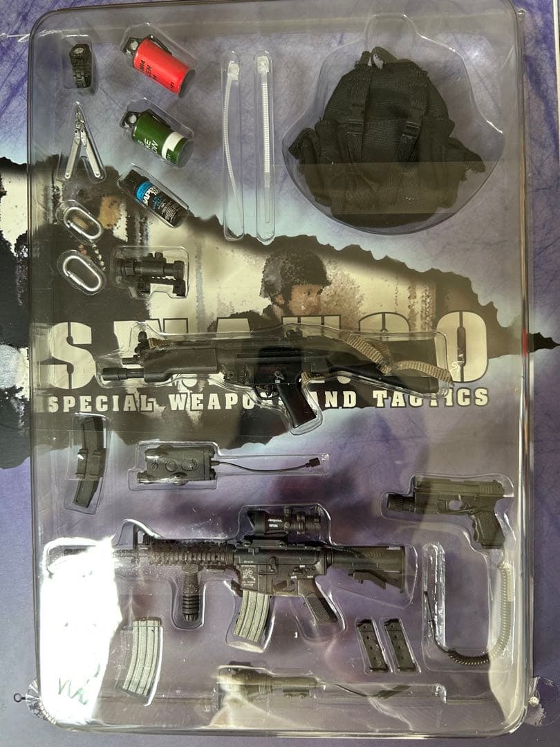 ホットトイズ Hot Toys SWAT 3.0 未開封品