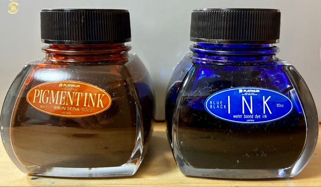 PILOT 万年筆 キャップレス デシモ 20カラーズ 限定色 インク付き