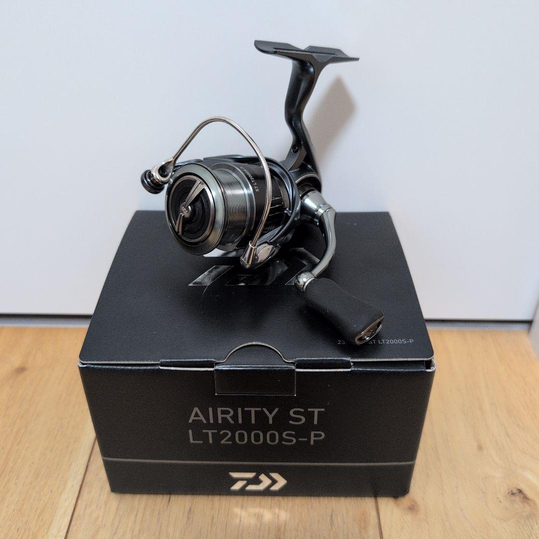 リール Daiwa 24 AIRITY ST LT2000S-P
