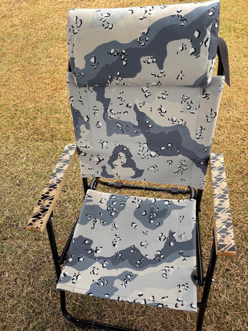 BRUNTブラント　夜チョコチップ　ローワーチェア ピロー付き　生刷り仕様