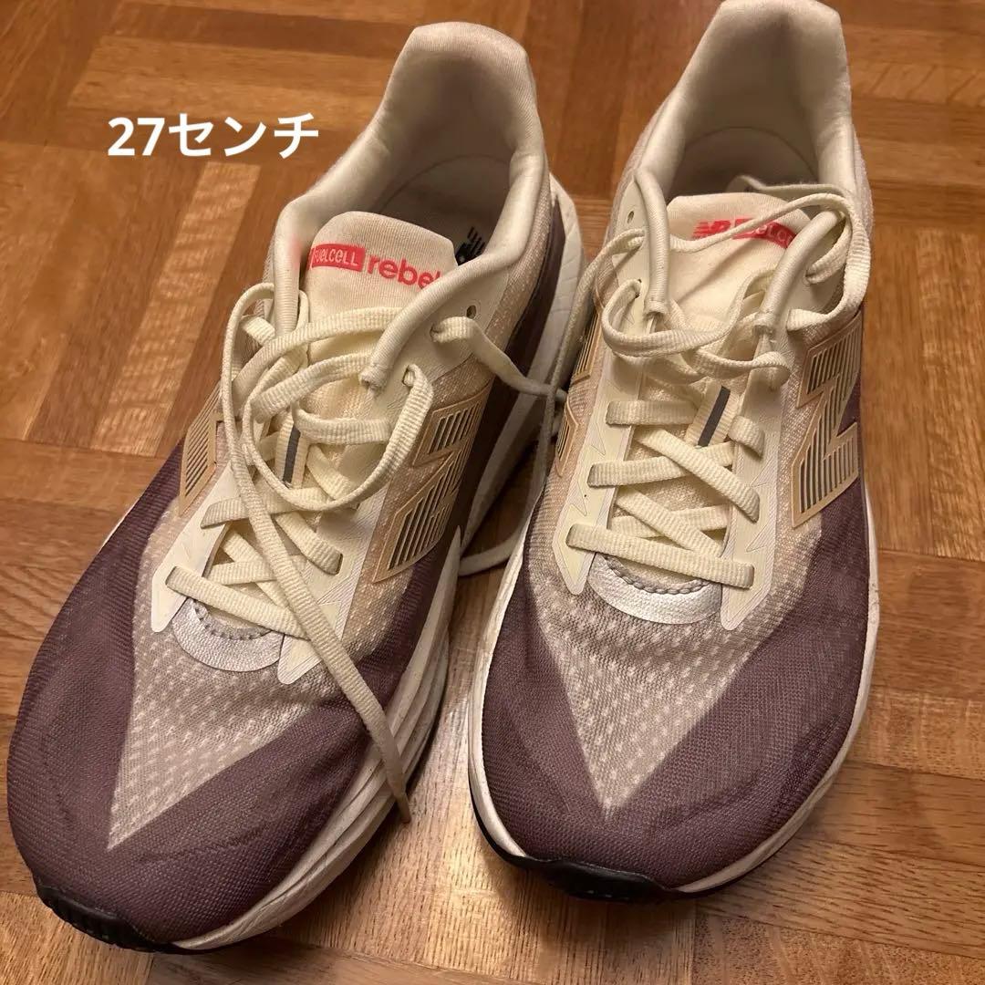 ニューバランス NEW BALANCE FuelCell Rebel V5