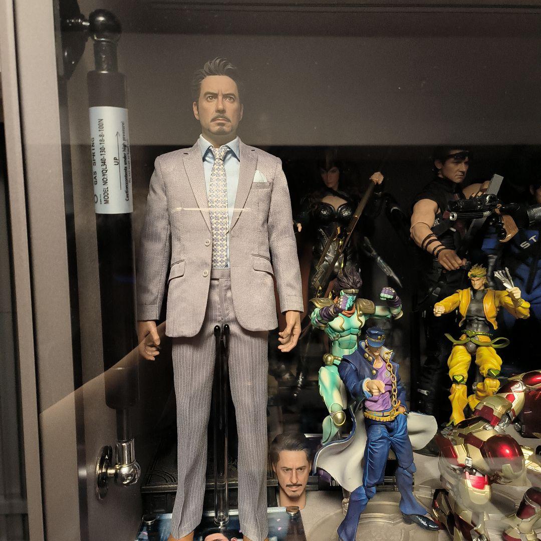 トニー・スターク フィギュア スーツ姿 モナコ