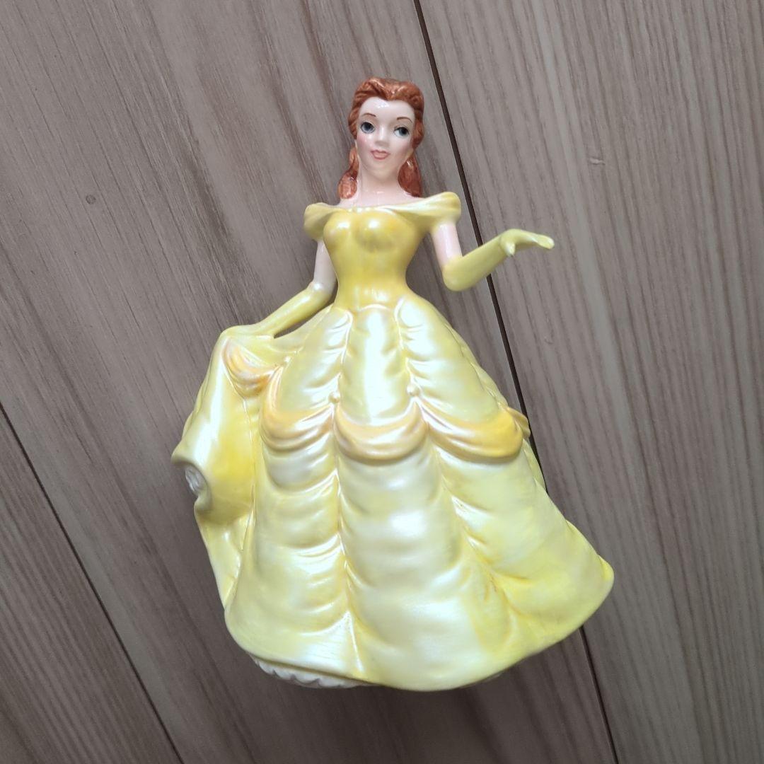 Walt Disney ベル 陶器フィギュア