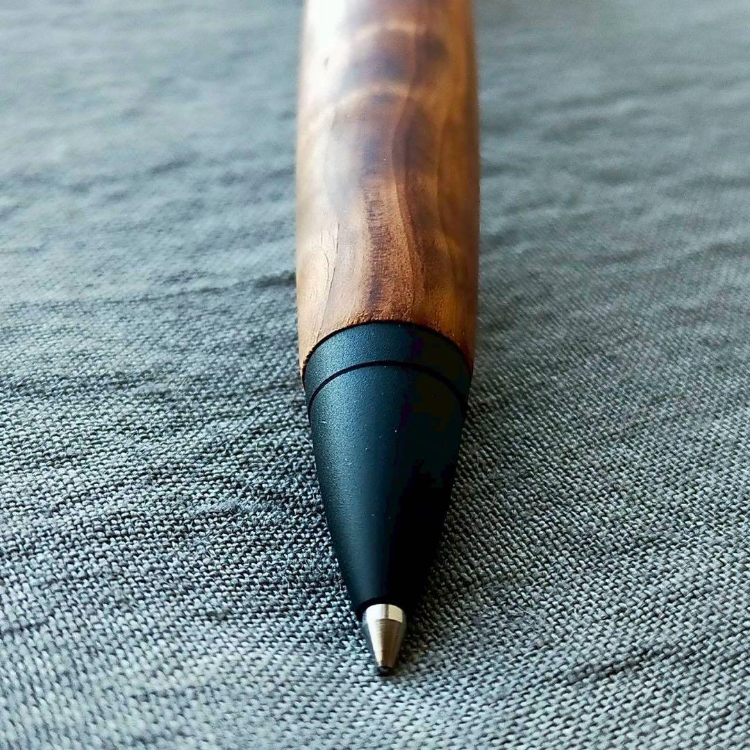 日光杉瘤　虎杢　ハンドメイド　木軸ボールペン　G2　天然木　ブラック