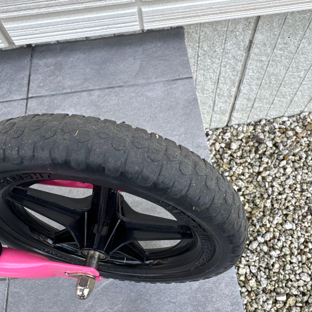 ストライダー　12インチ　ピンク