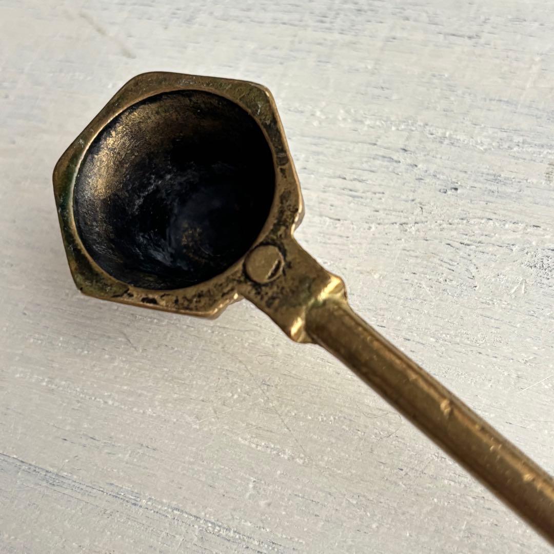 【ドイツ】キャンドル 火消し棒 真鍮 ロココ ヴィンテージ 金色 ヴィクトリアン