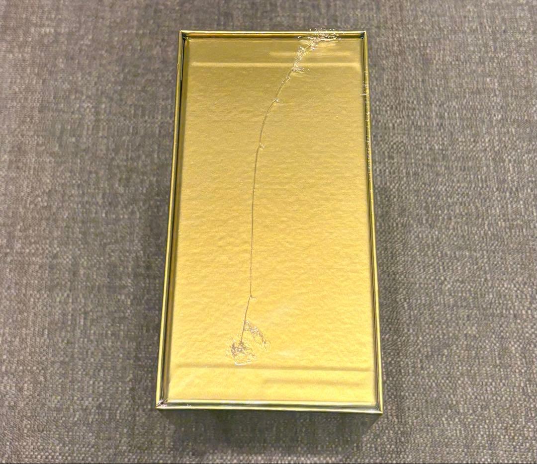 Amazon産 25th Anniversary Golden Box