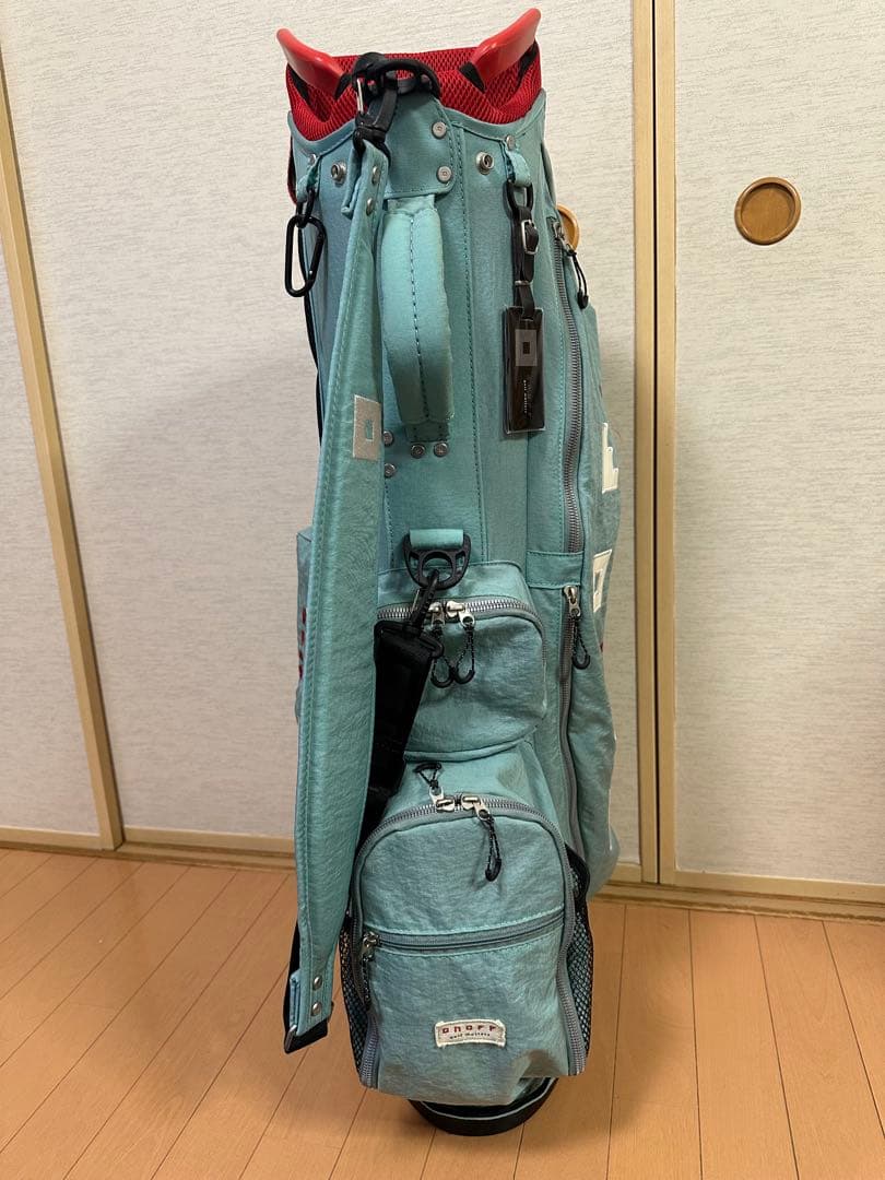 早い者勝ち！超美品！未使用に近い！　オノフ　スタンドキャディバッグ　人気カラー