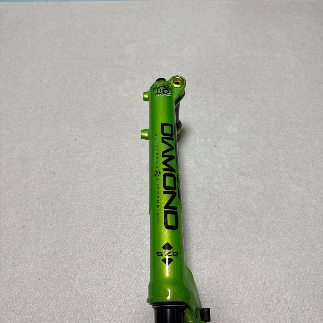 DVO Diamond サスペンションフォーク27.5(グリーン)