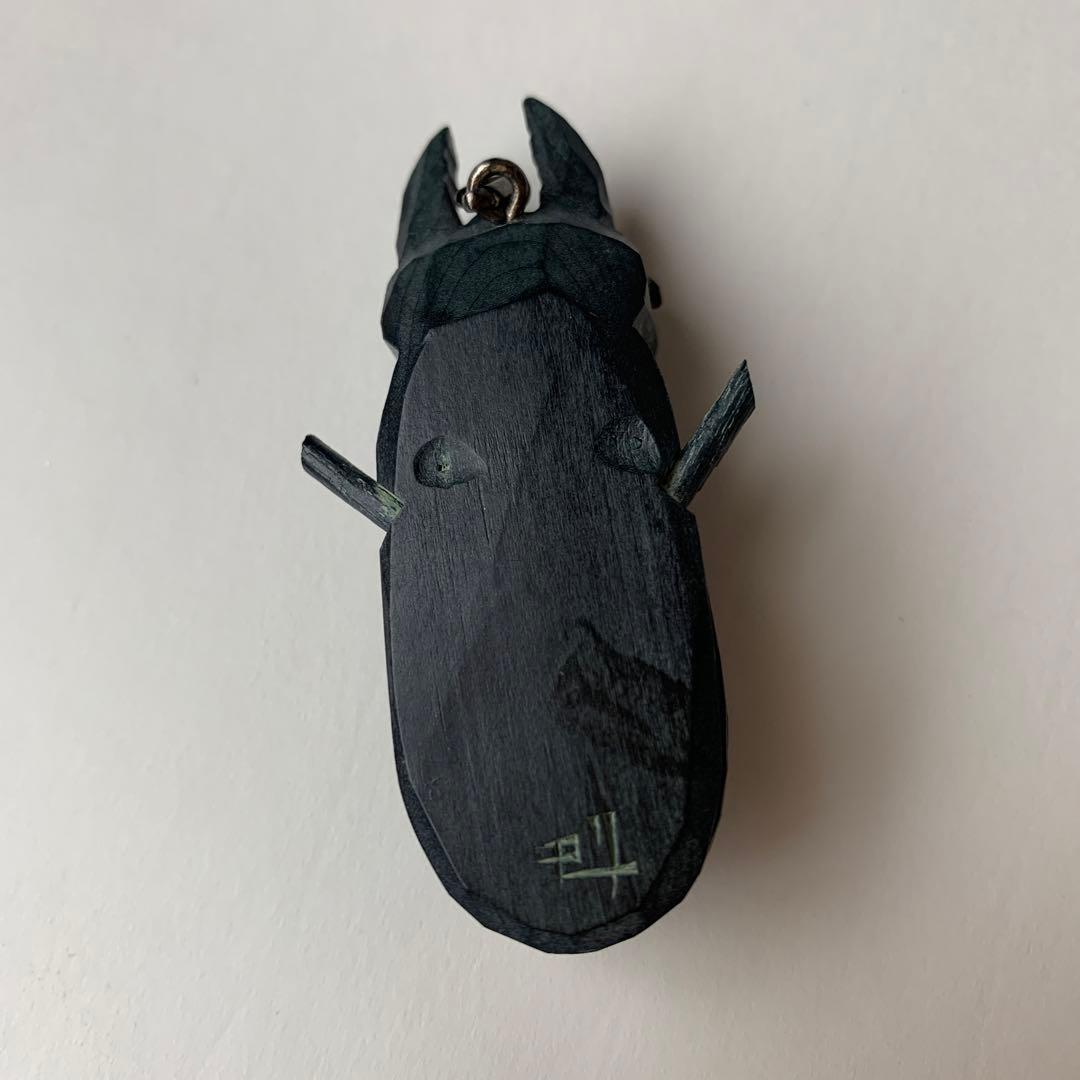 木製　アイヌ　木彫　砂澤ビッキ風　クワガタ虫　からくり　ペンダントヘッド