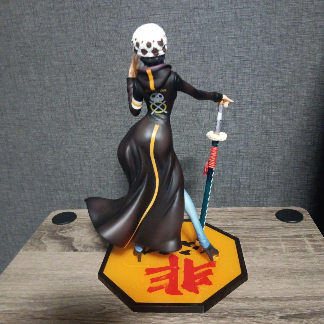 ワンピース　トラファルガー・ロー　pop非公認　I.R.O 女体化　フィギュア