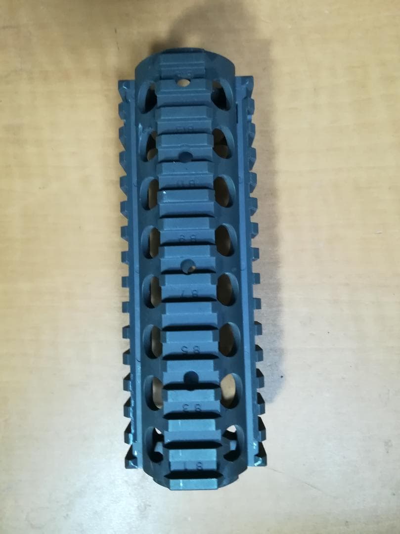 MOSQUITO MOLDS レイルシステム バッテリーイン