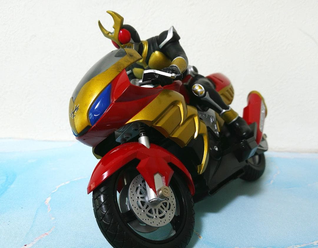 当時モノ　仮面ライダーアギト　マシントルネイダー　フィギュア