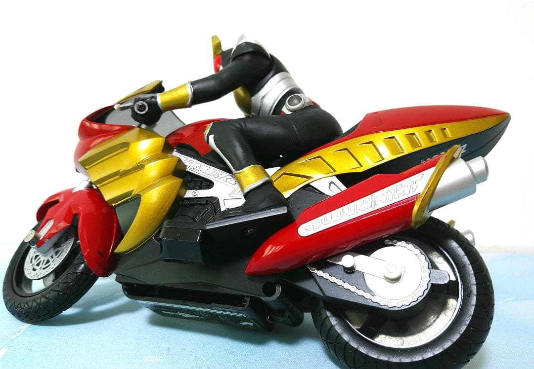 当時モノ　仮面ライダーアギト　マシントルネイダー　フィギュア