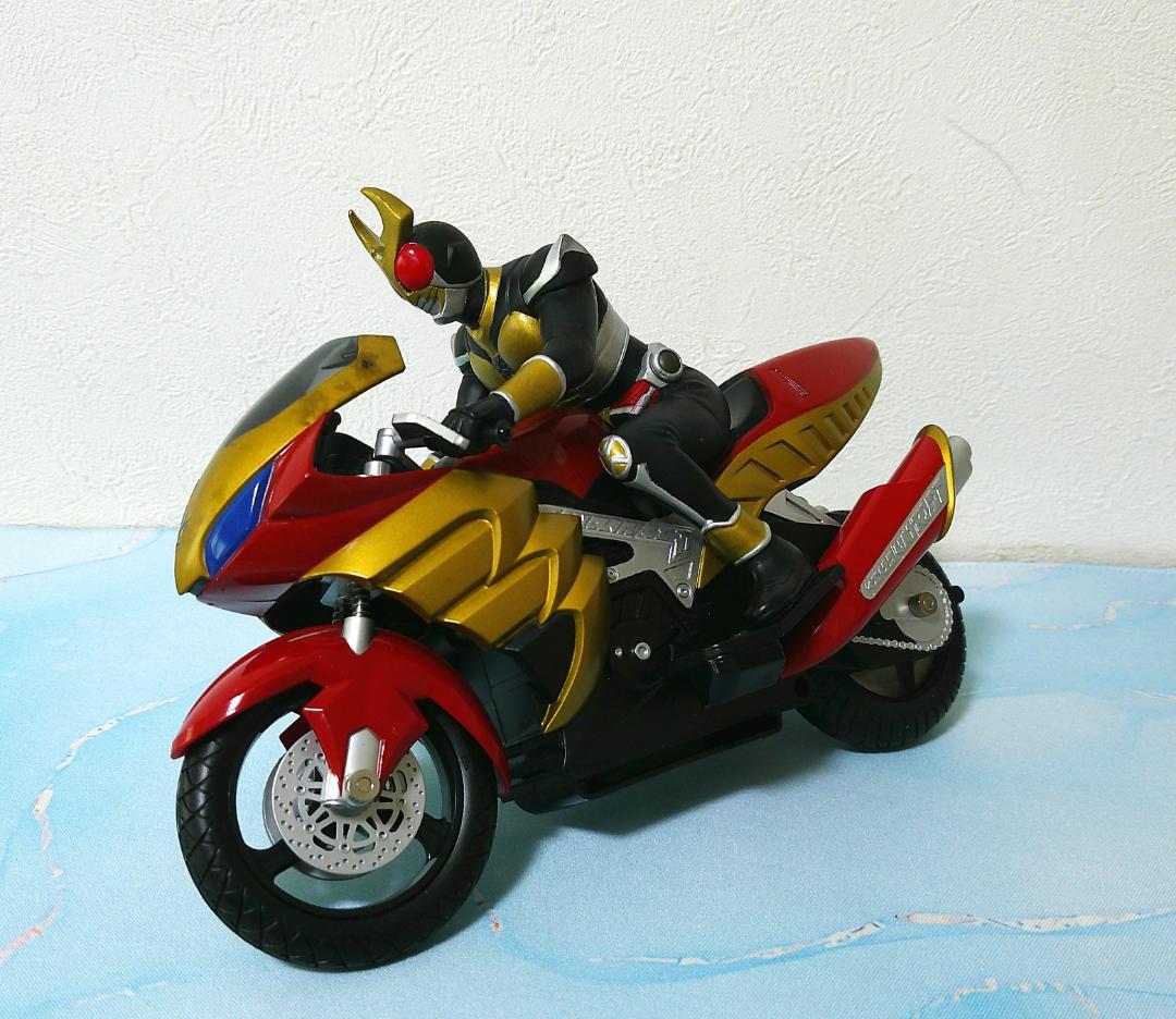 当時モノ　仮面ライダーアギト　マシントルネイダー　フィギュア