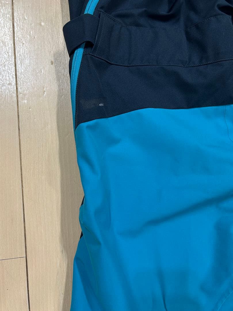 デサント　スキーウェア　上下セット　Mサイズ　ビブパンツ