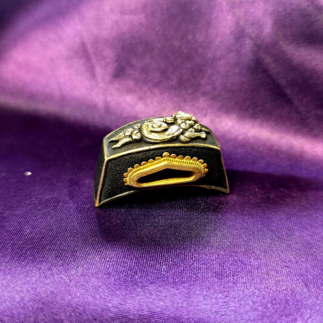 唐獅子　栗型　大刀用装具