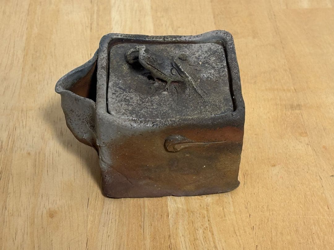 77.備前焼 宝瓶 登り窯 龍 りゅう 4角 手びねり 急須