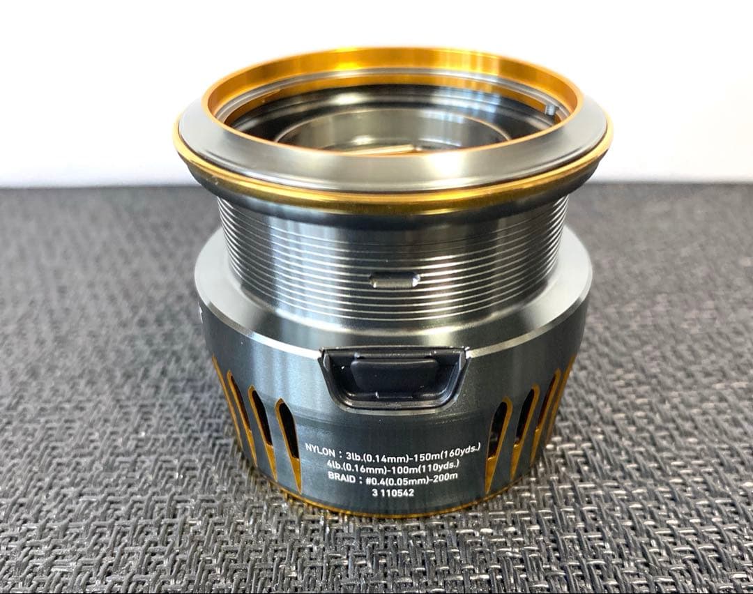 【新品未使用】23エアリティSF2500SSスプール