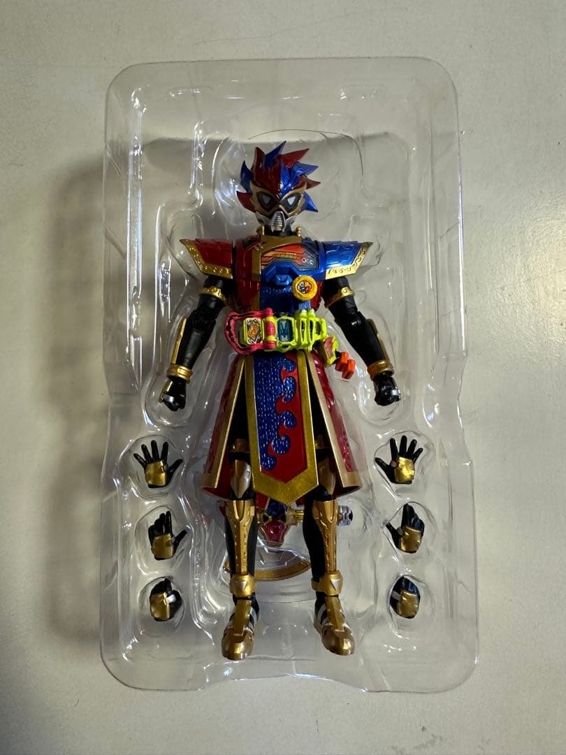 S.H.Figuarts 仮面ライダーパラドクス