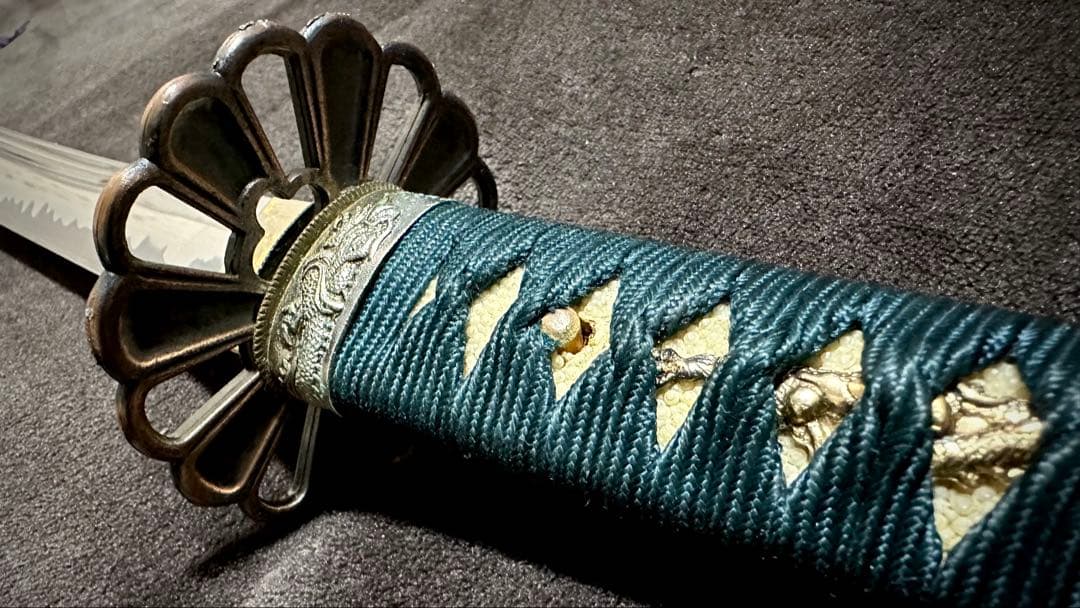 居合練習用 模造刀 居合刀 模擬刀 本鮫柄 日輪刀風菊鍔 互の目仕立て刃文