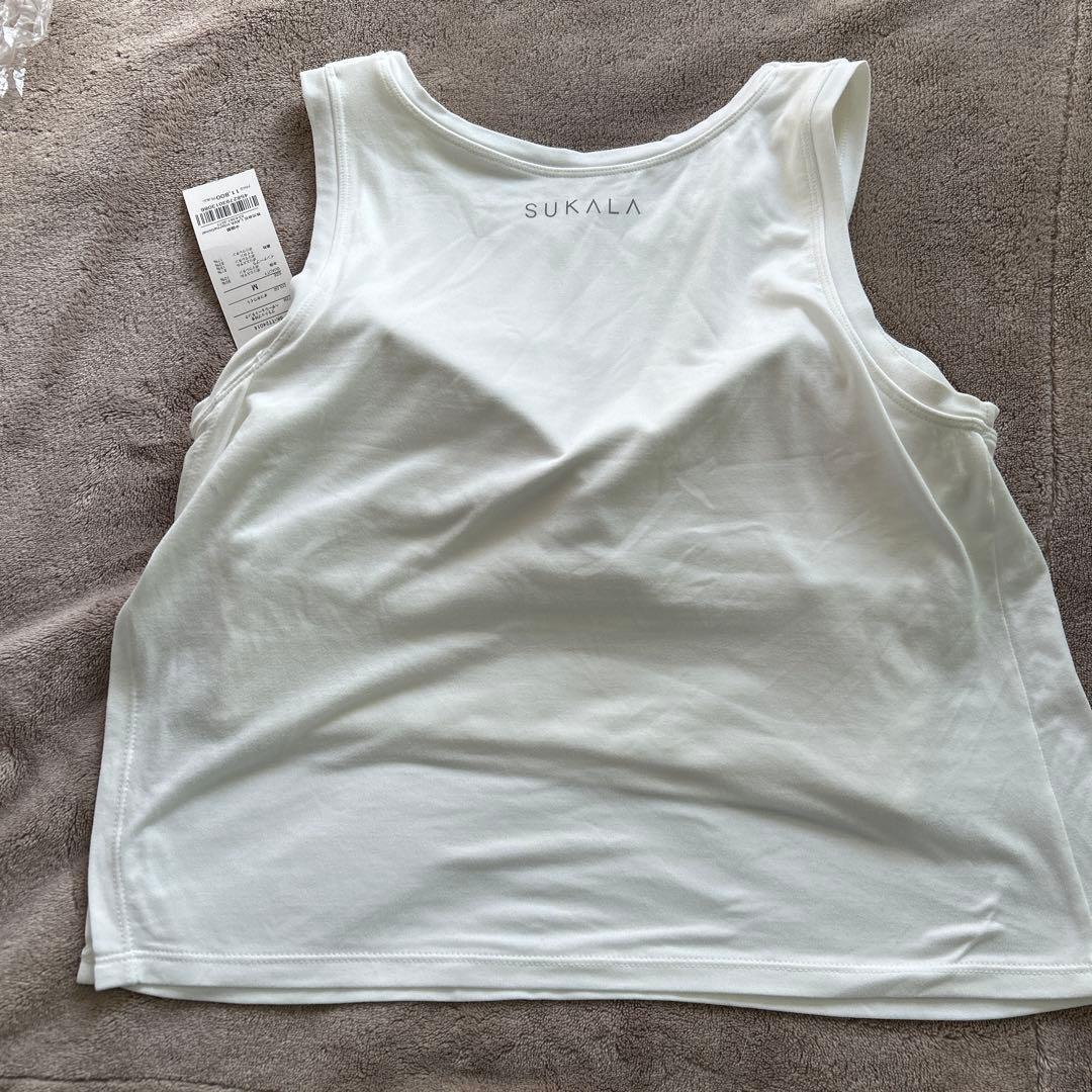 SUKALA ホワイト タンクトップ Mサイズ 未使用