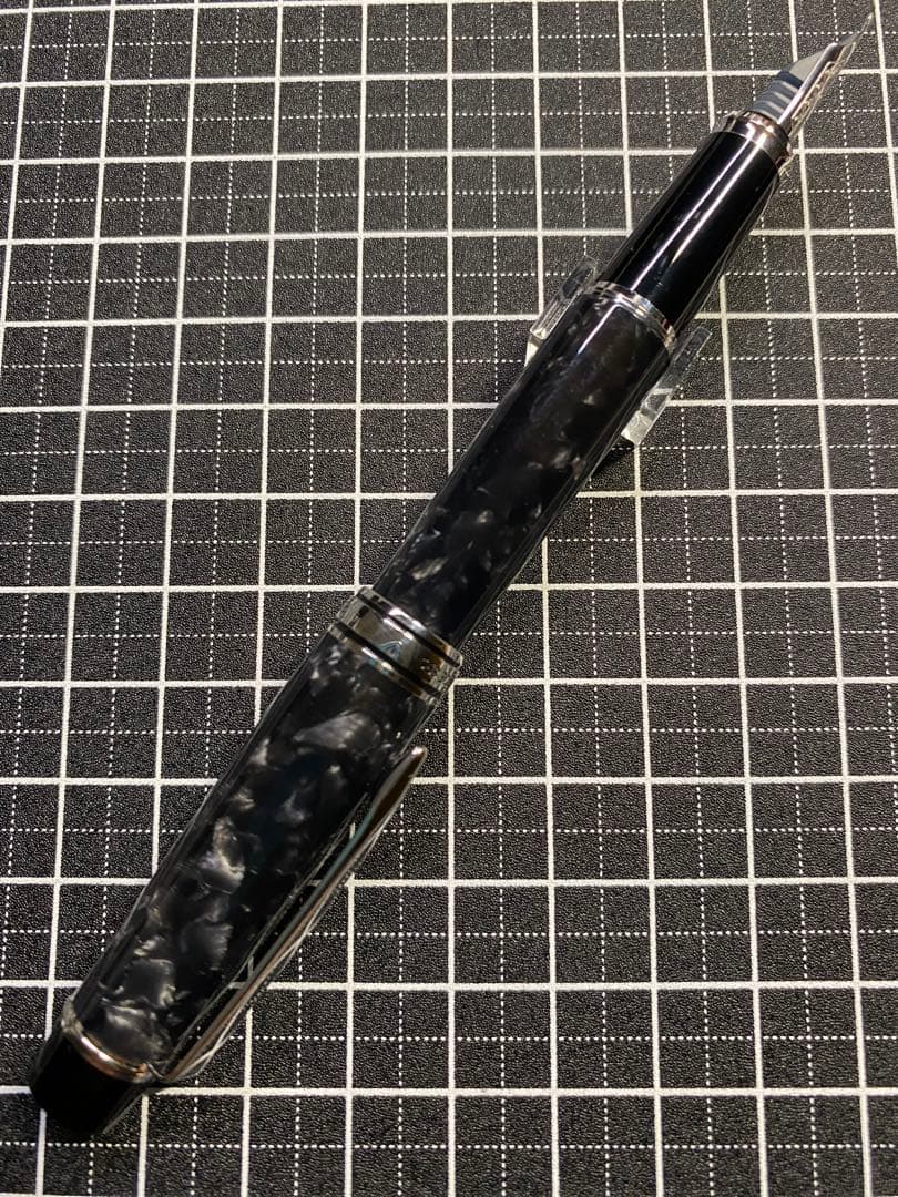 PILOT LEGANCE 89s Black 万年筆　字幅F