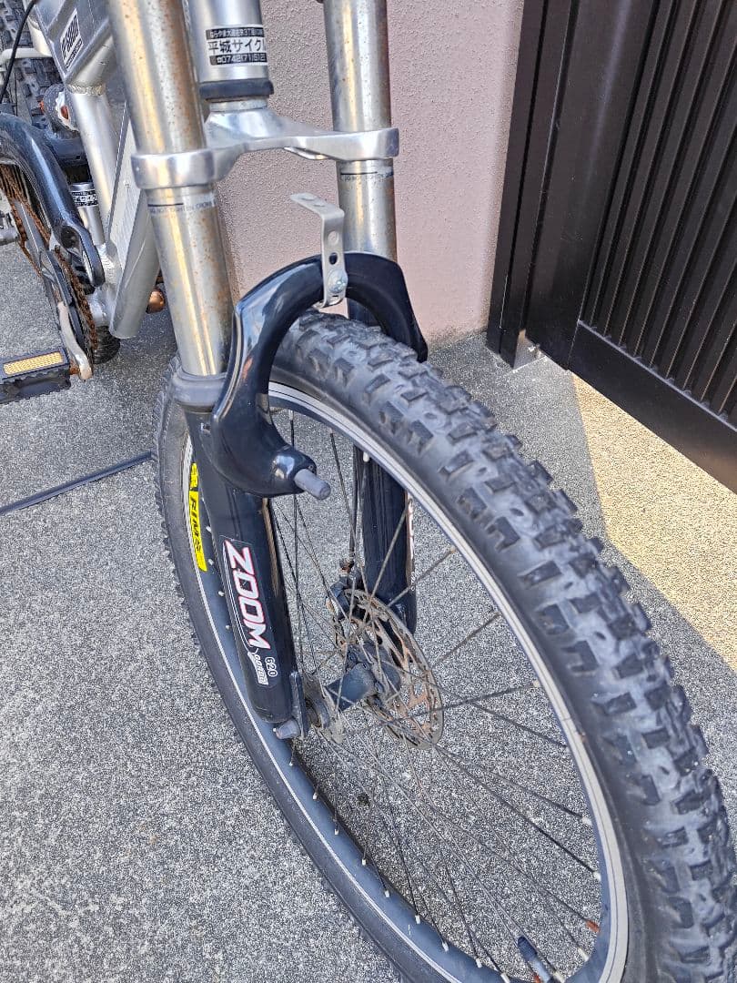 直接手渡しのみ対応！ 販売証明書発行！クロスバイク　26インチ