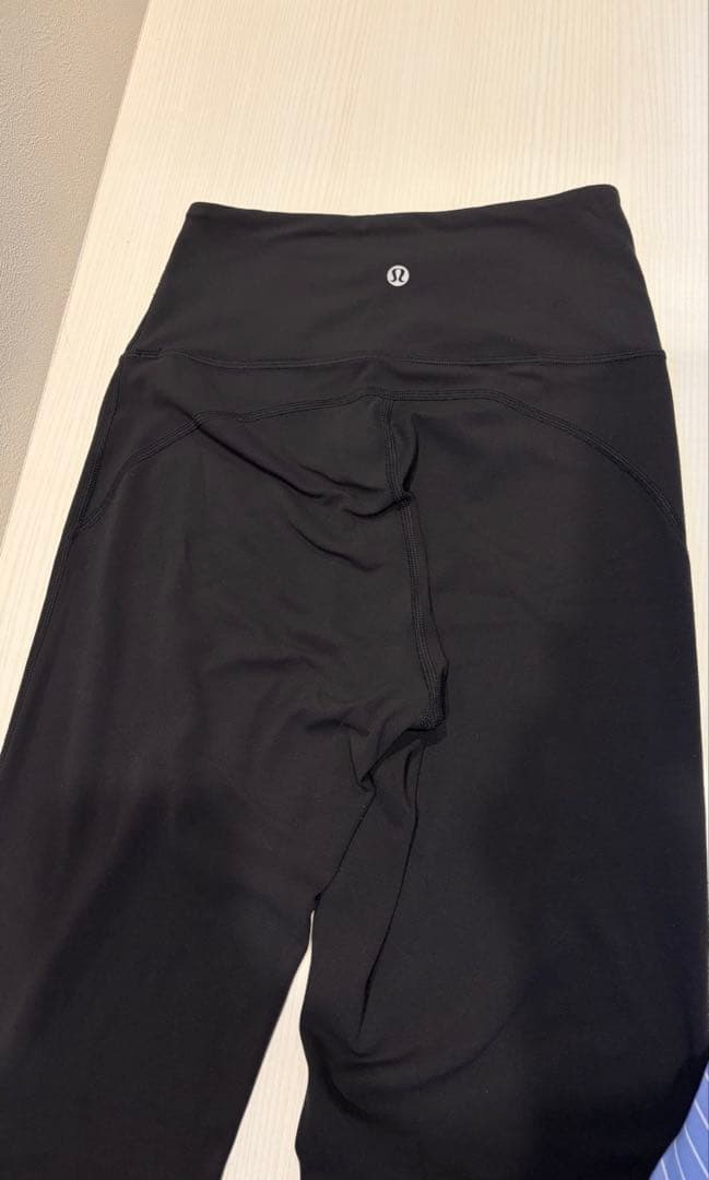 【超人気】ルルレモン　フレアレギンスGroove Nulu ヨガパンツ　Sサイズ