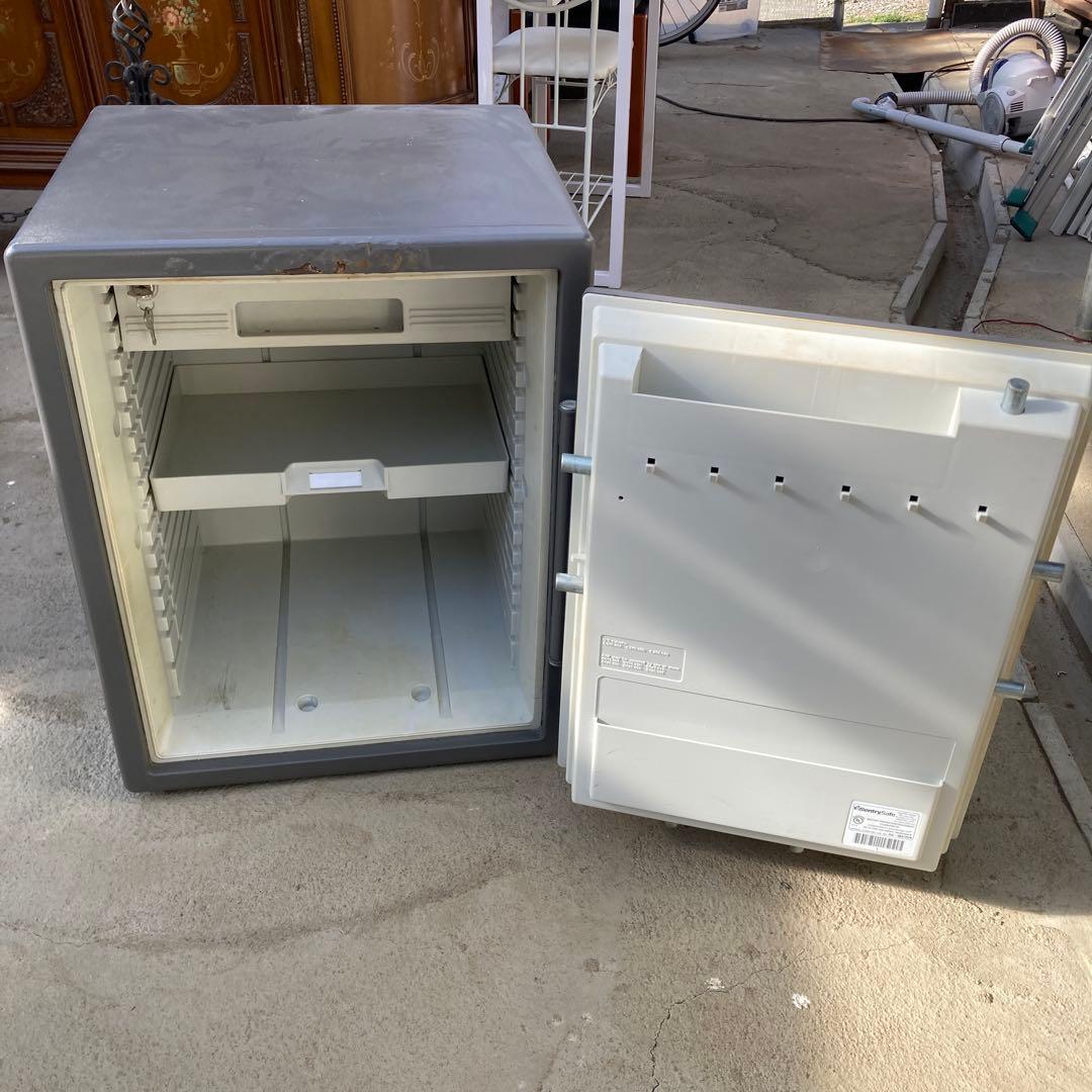 ジ*き様 SentrySafe デジタル式 耐火金庫 テンキー式 AW-5697