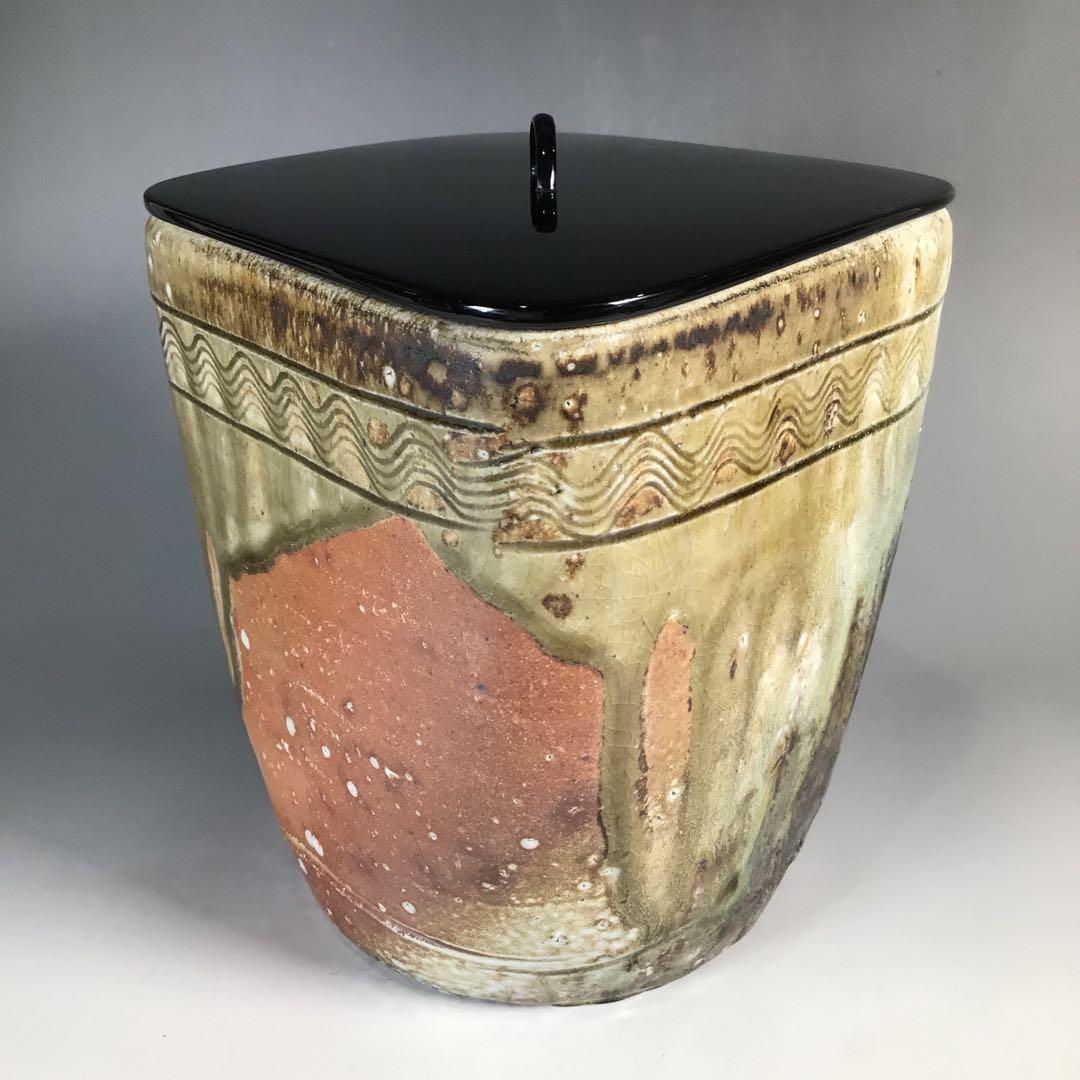 Ｎ２４４　菱水指　『信楽焼』『保庭楽入造』『久田宗也　尋牛斎　箱書』　共箱