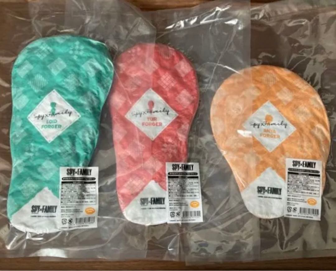 アーニャ ロイド ヨル ダイカット クッション スパイファミリー 完売品