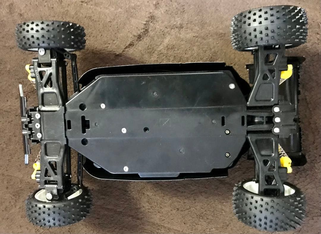 タミヤTT02B 4WDバギー