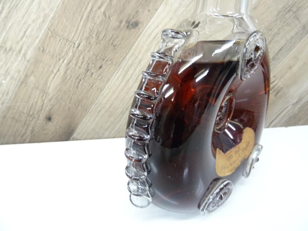 イ*ゴ様 鹿019 レミーマルタン ルイ13世 ブランデー 700ml 40％