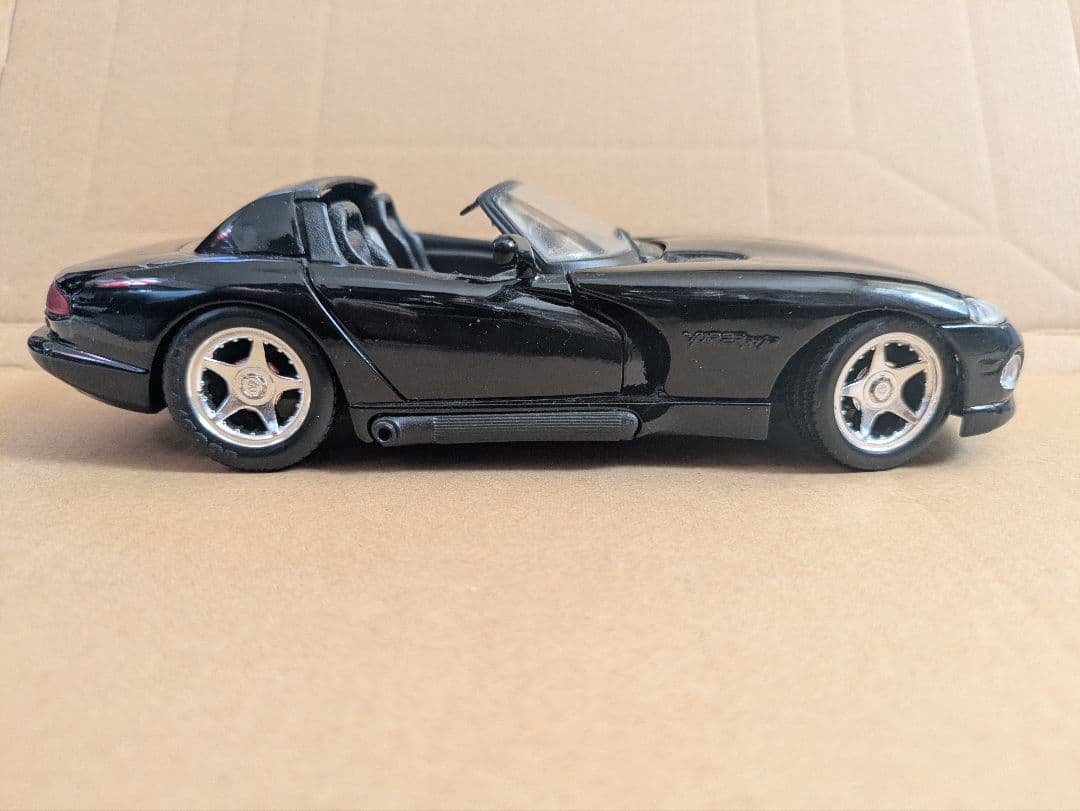 マイスト　ダッジ・バイパーRT/10　1/24