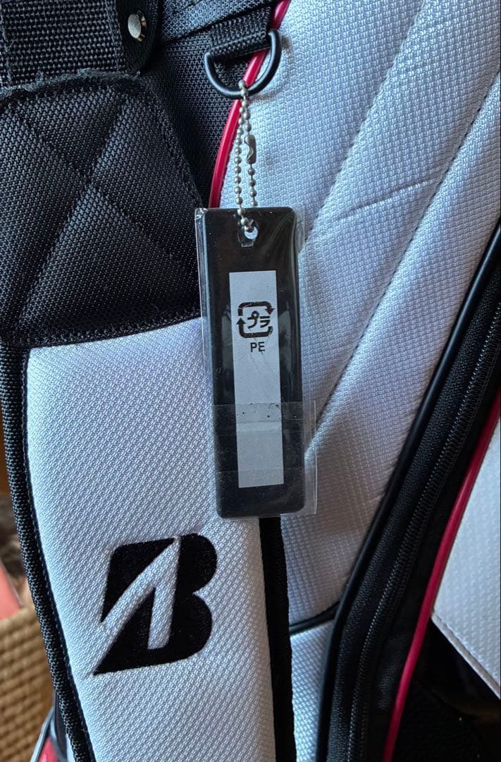 ブリヂストン TOUR B キャディバッグ （ホワイト/レッド）