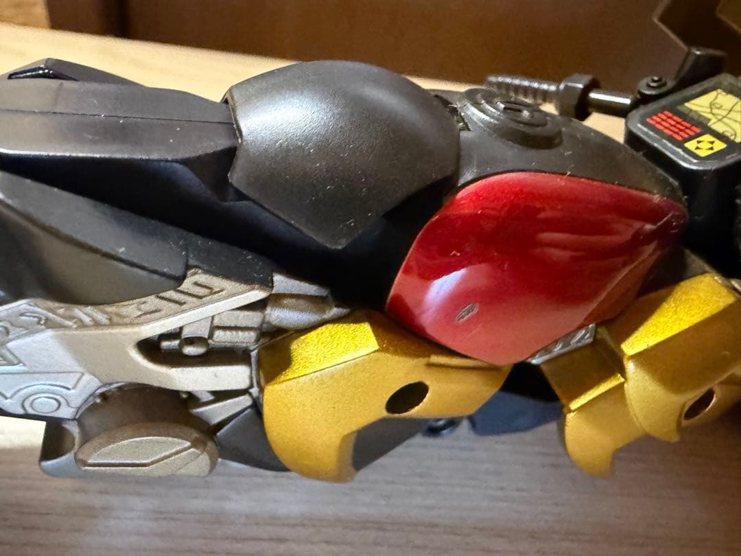 フィギュアーツ仮面ライダーアギトシャイニングフォーム＆マシントルネイダー