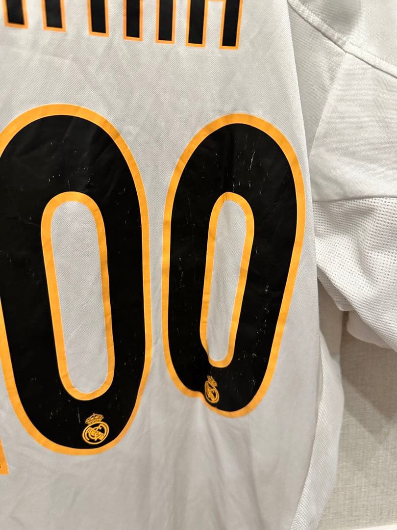 2004-05シーズン　レアルマドリード　ホームユニフォーム