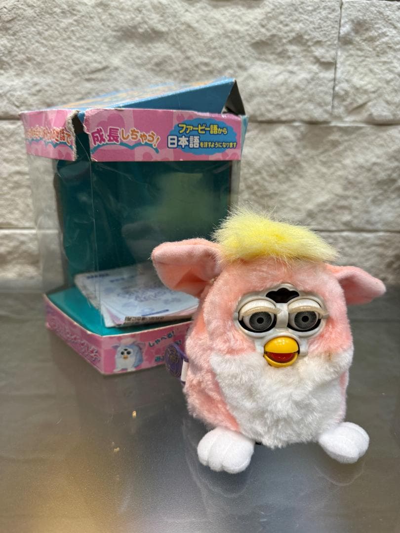 TOMY トミー Furby ファービー 王様 中古品 ４体セット