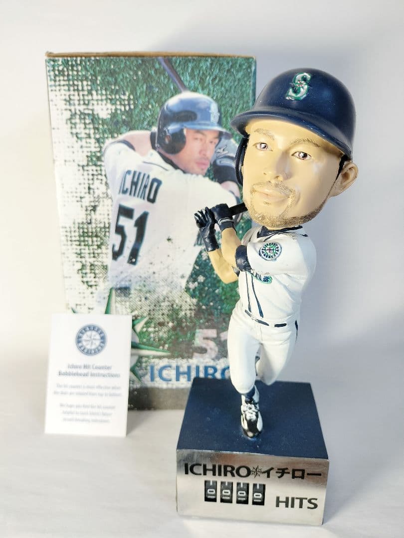 イチロー／”ヒットカウンター” ボブルヘッド人形 (シアトル・マリナーズ）