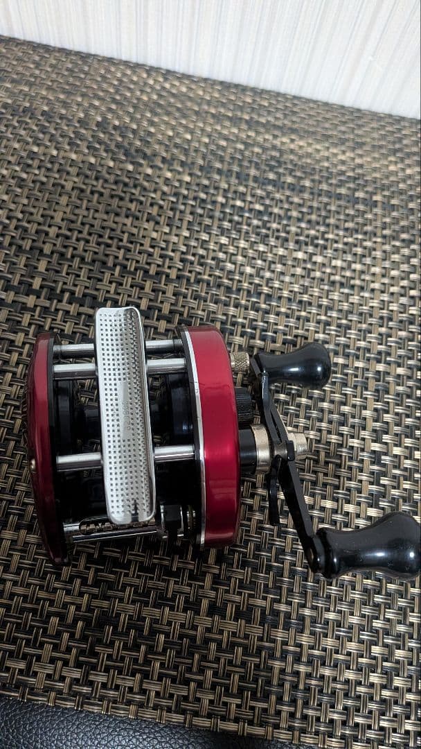 未使用 ABU 2000 レッド アブ 2000 アンバサダー アブガルシア