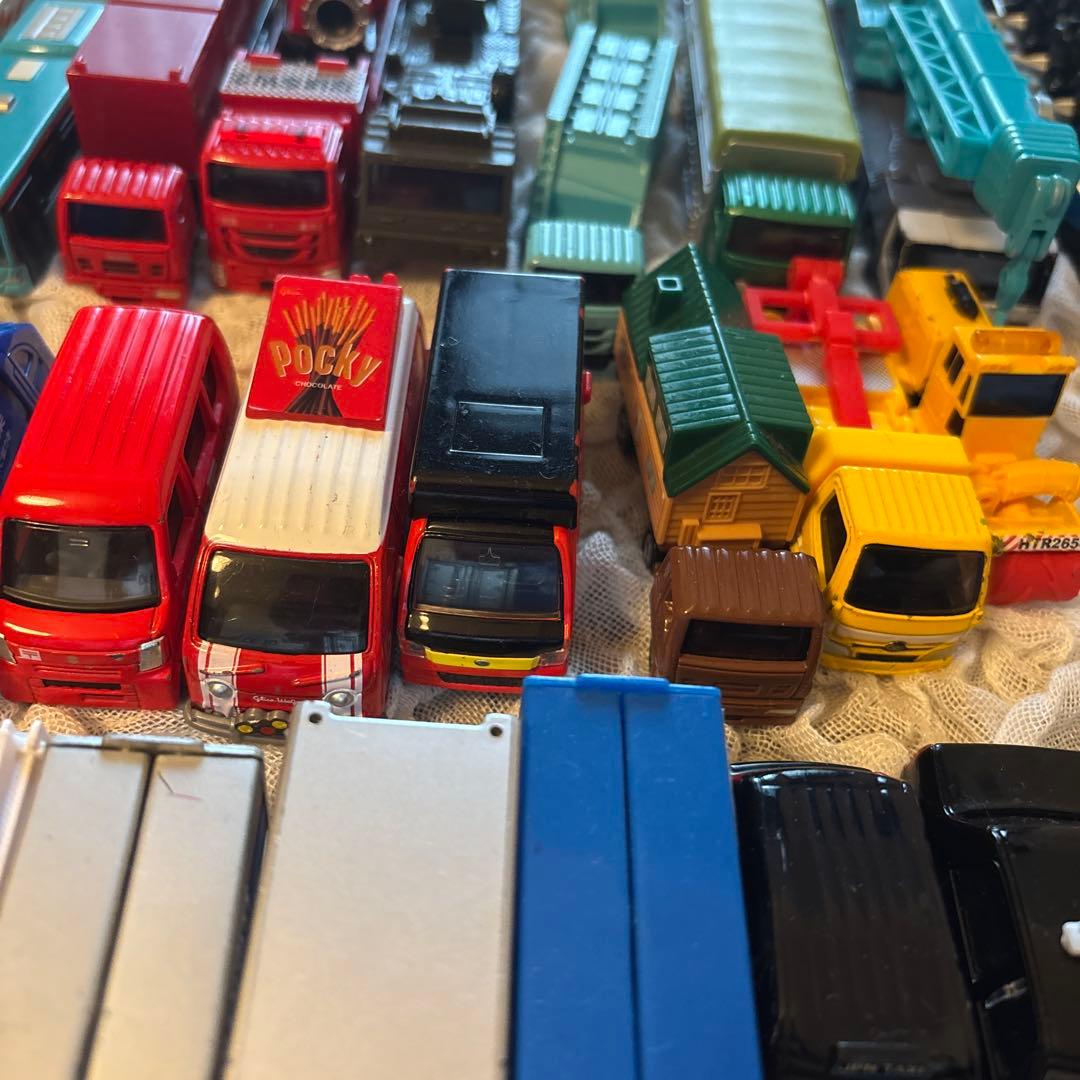 トミカおまとめ販売１５６台