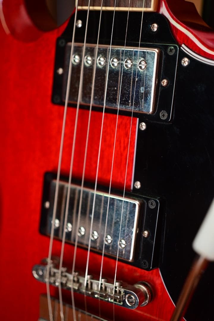 ギター EPIPHONE SG Standard 61 Maestro Vibrola