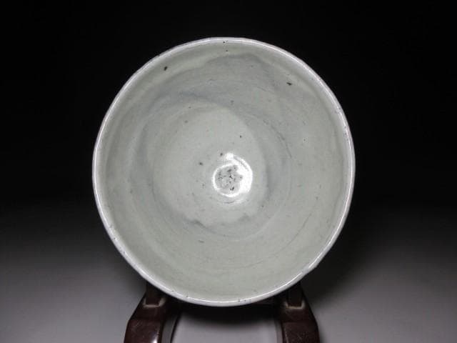 虎渓山 水月窯 荒川豊蔵 粉引風 茶碗／共箱 指物師 塚本木葉箱／書付在り