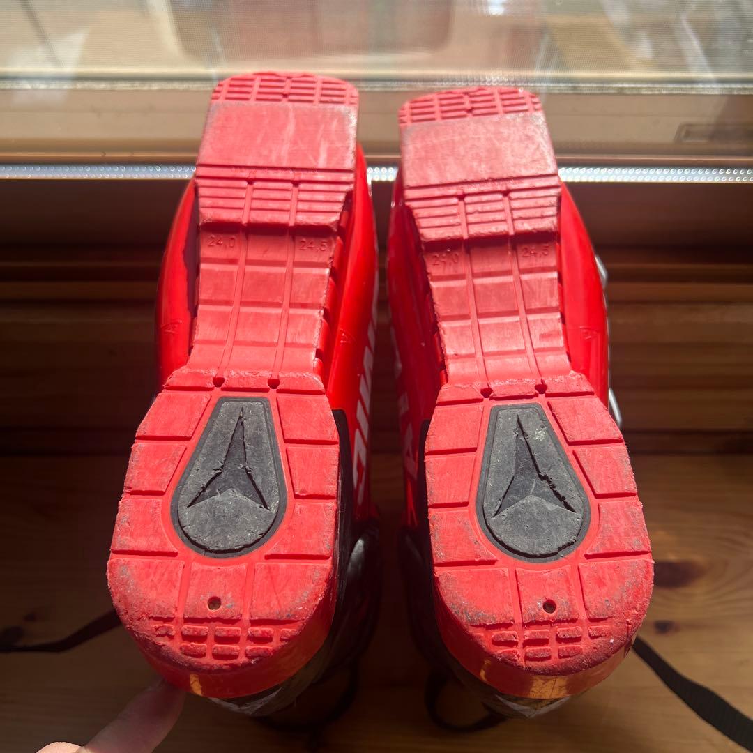 スキーブーツ　アトミック24.5cm 285mm