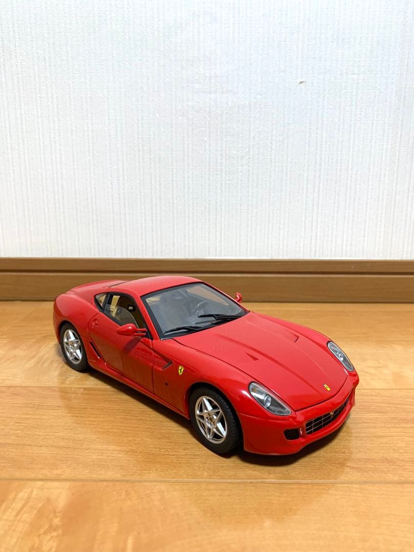 ミニカー Ferrari 599 GTB Fiorano 1/18