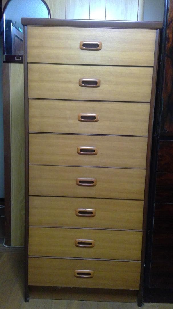 昭和の箪笥　引き出し箪笥　衣装箪笥　昭和レトロ　たのメル便送料込み