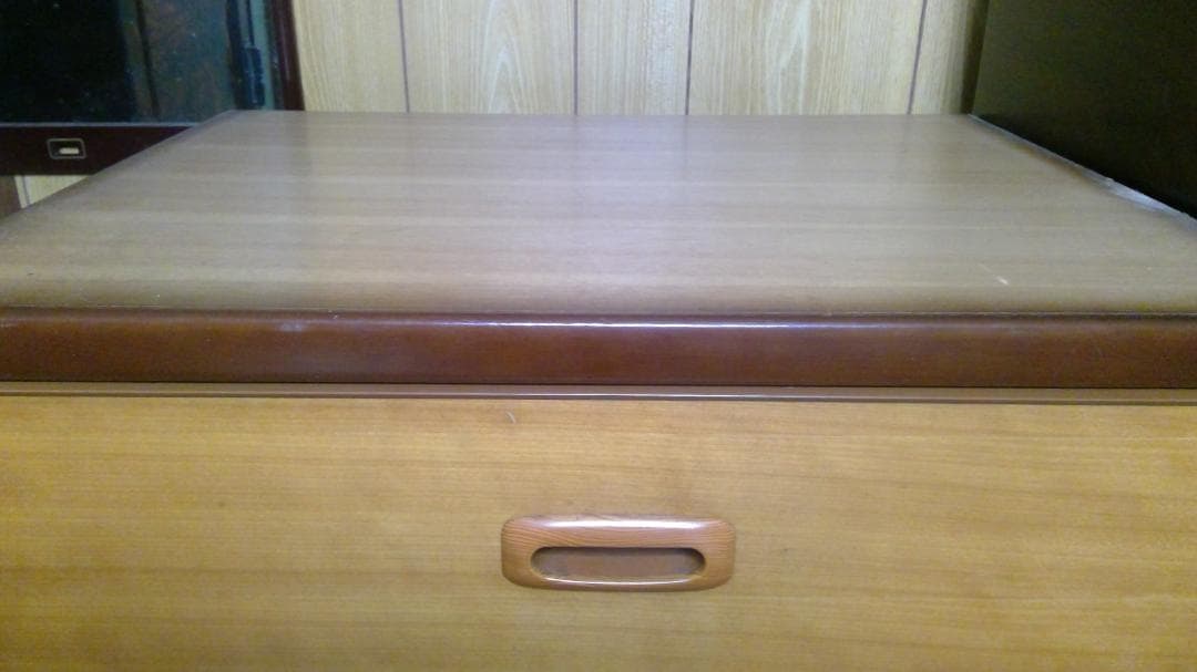 昭和の箪笥　引き出し箪笥　衣装箪笥　昭和レトロ　たのメル便送料込み